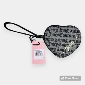 Juicy Couture: Heart Shaped Wristlet ✨NWT✨